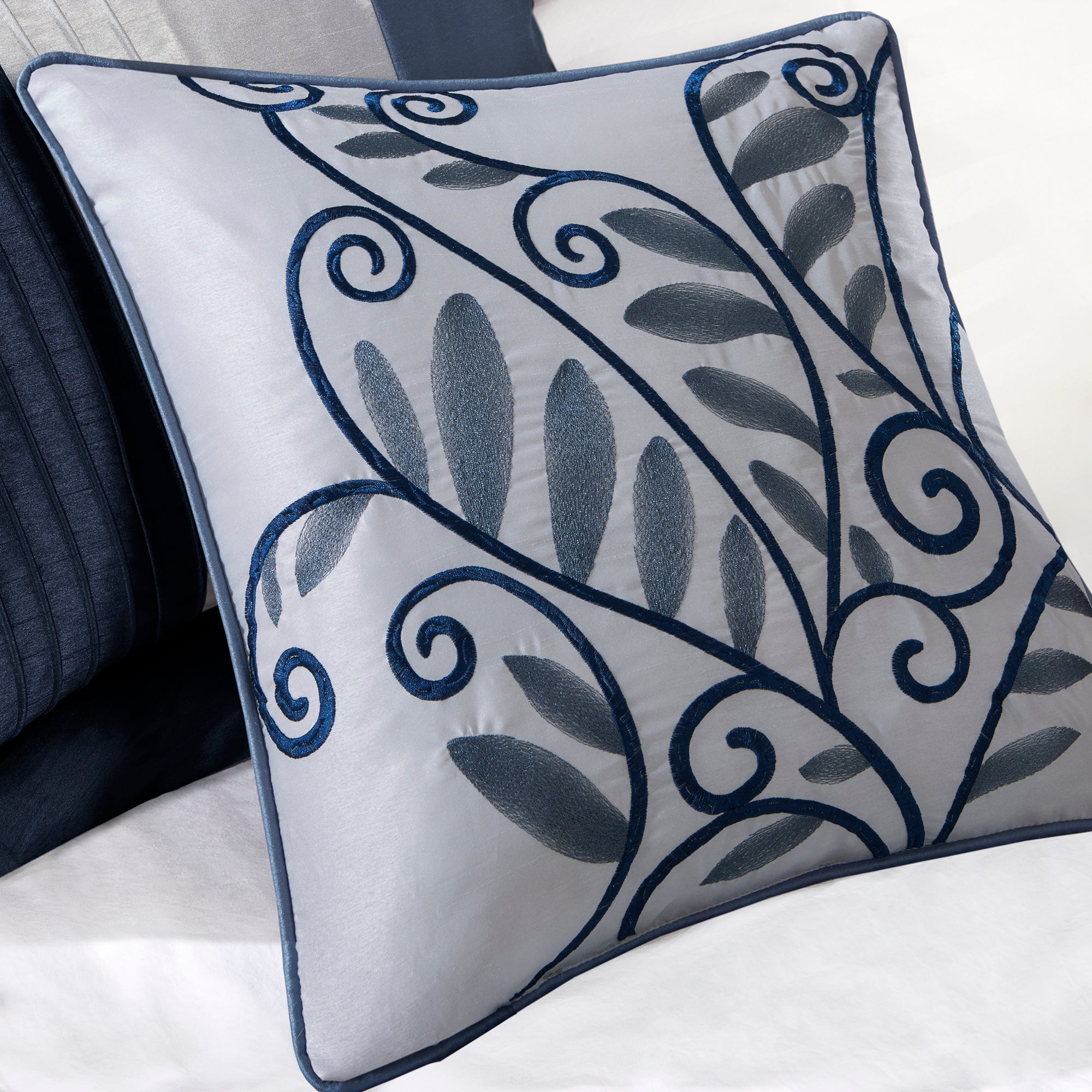 Madison Park Amherst Faux Silk Comforter Set-Casual Contemporary Design All Season Down Alternative Bedding, Matching Shams, Bedskirt, Decorative Pillows