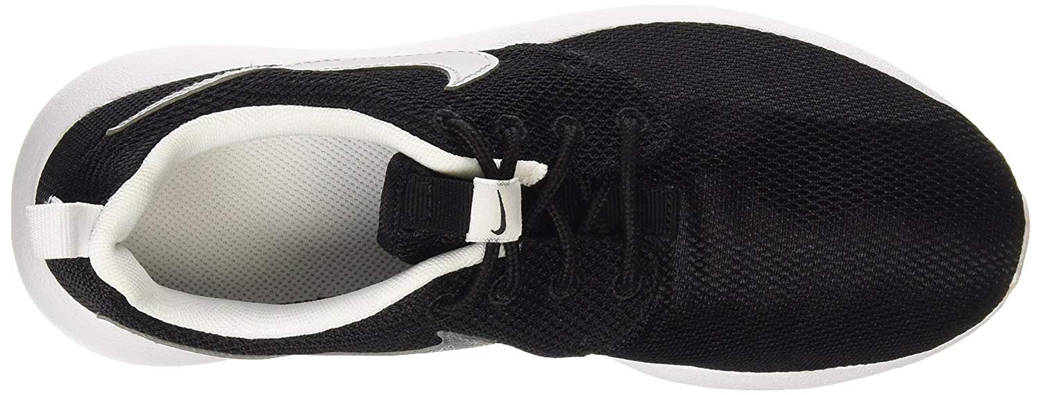 Nike Grade School Roshe One Running Shoe Black/White 7