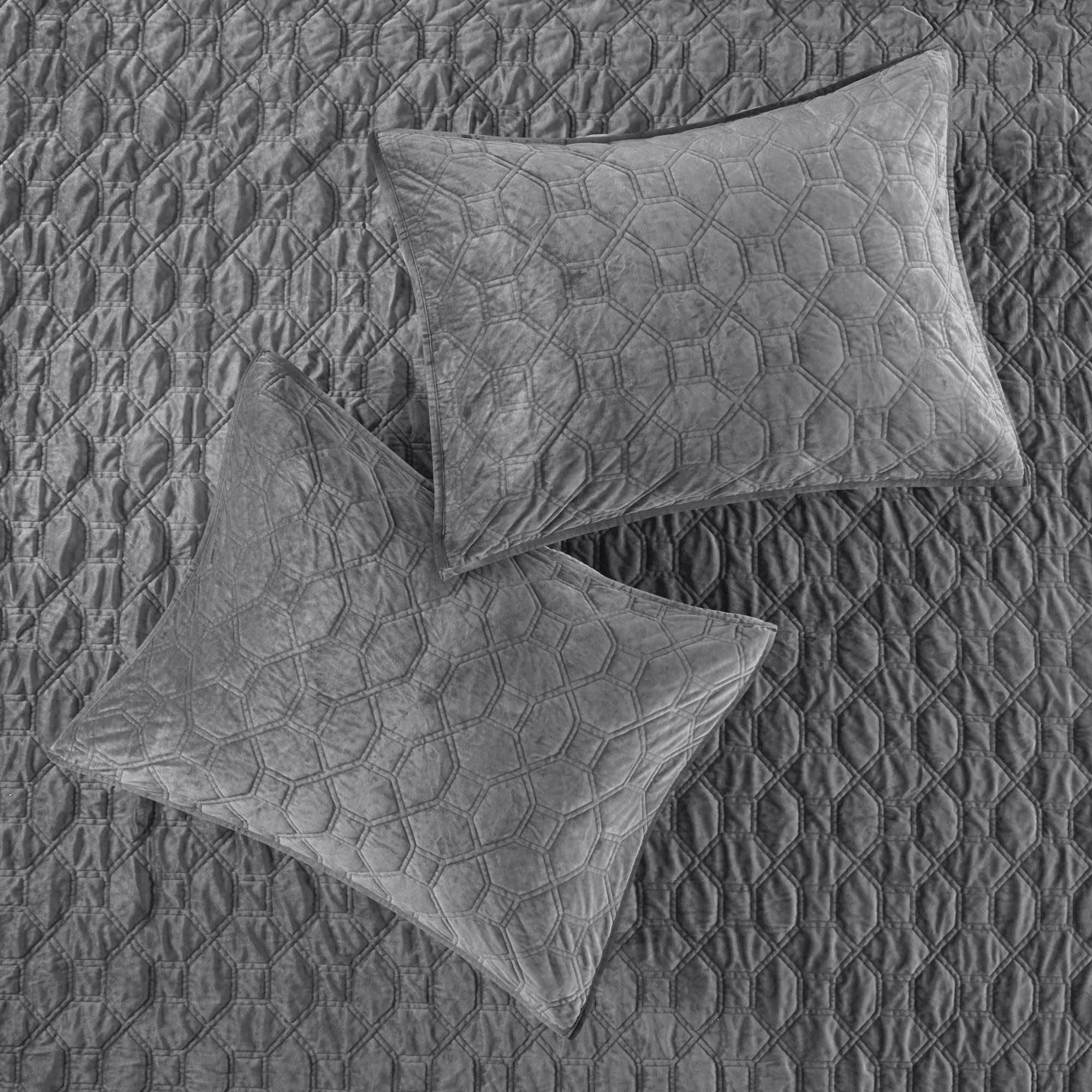 Madison Park Faux Velvet Solid Geometric Double Sided Quilt 3 Pieces Coverlet Set