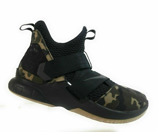 Nike Mens Lebron Soldier Basketball Shoes